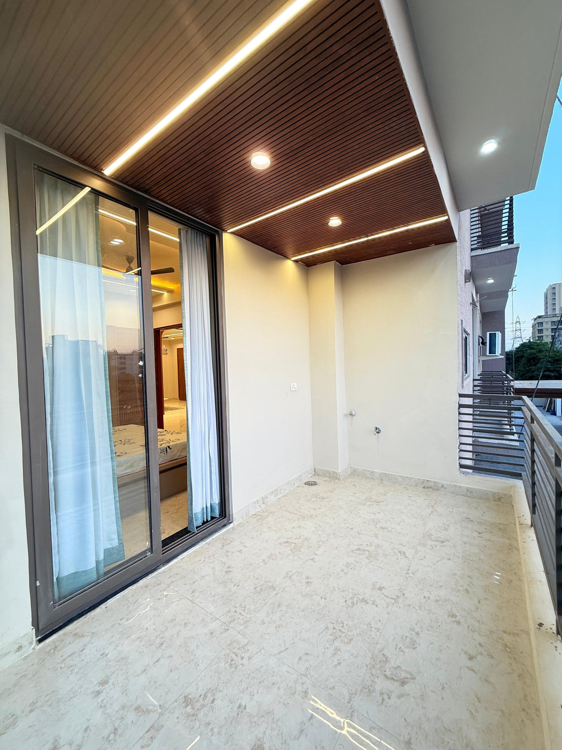 Balcony with wooden ceiling