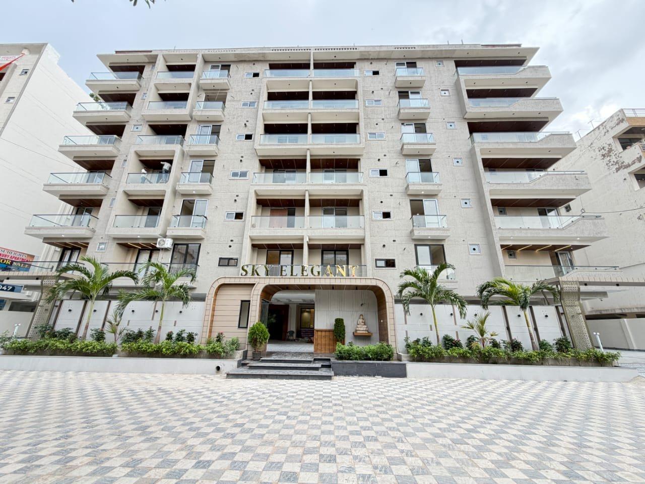 Sky Elegant entrance and landscaping